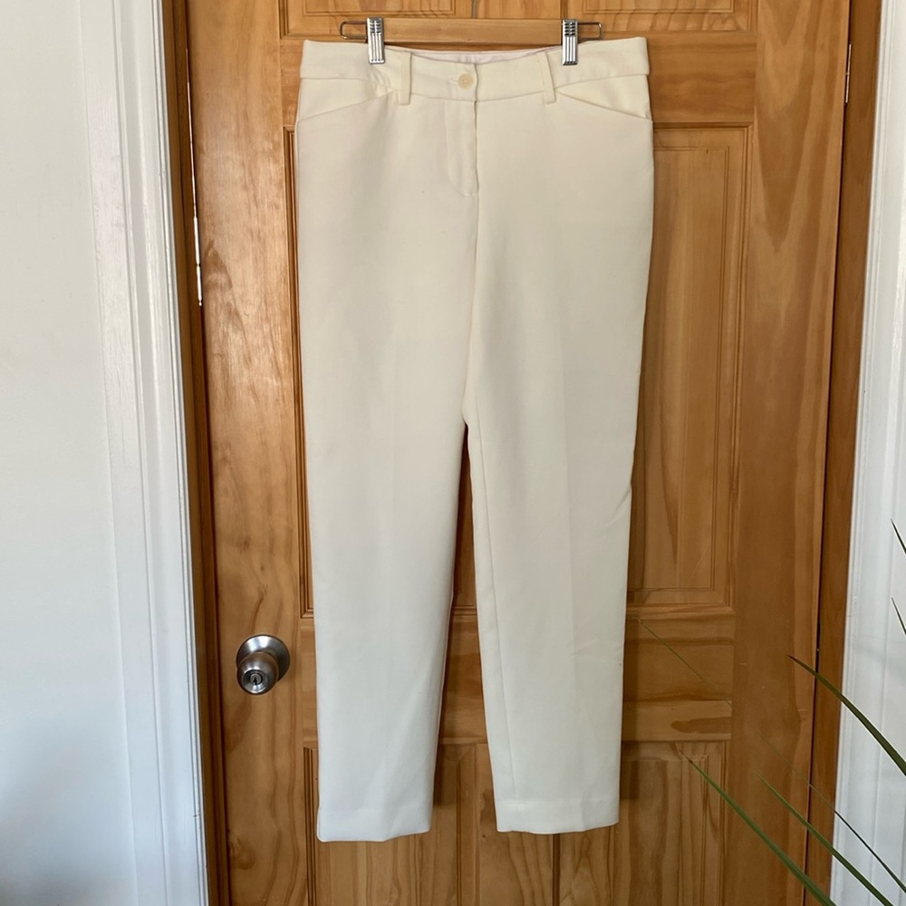 Women pants, size 2, Talbots, good condition.